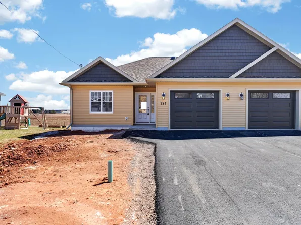 291 Greenwood Dr, Summerside, PE C1N 3Y1
