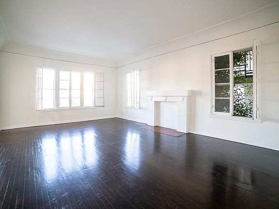 4th image of 201 S Alexandria Ave APT 202