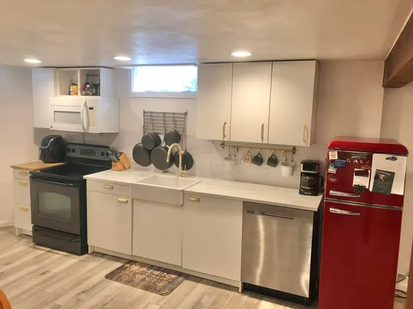 1119 S Lincoln St #1, Pt Angeles, WA 98362