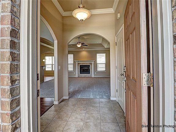 3rd image of 4124 Olive Tree Dr