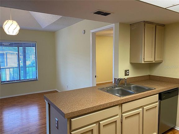 5th image of 4456 Pinebark Ave #1