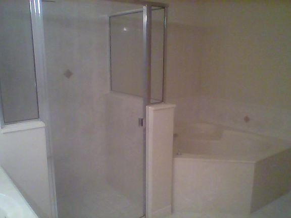 Master Bath with Separate Shower and Tub