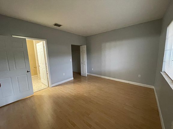 5th image of 2720 NE 3rd Dr #112