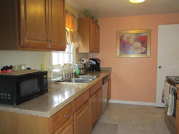 3rd image of 11311 Stoeppelwerth Dr
