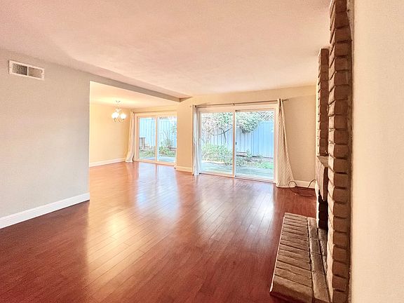 4th image of 11620 Wild Flower Ct
