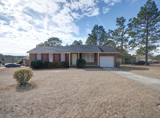 240 Gatlin Dr, Hopkins, SC 29061