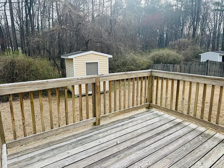 6904 Fox Haven Pl — Photo 14