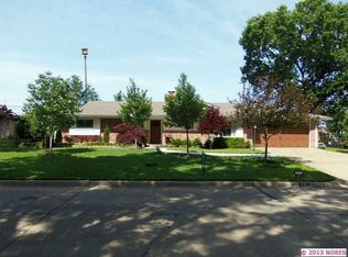 933 SE Greystone Pl, Bartlesville, OK 74006