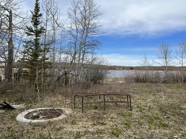 49 Duck Lake Rd, Babb, MT 59411