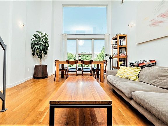 3rd image of 130 Scholes St #2L