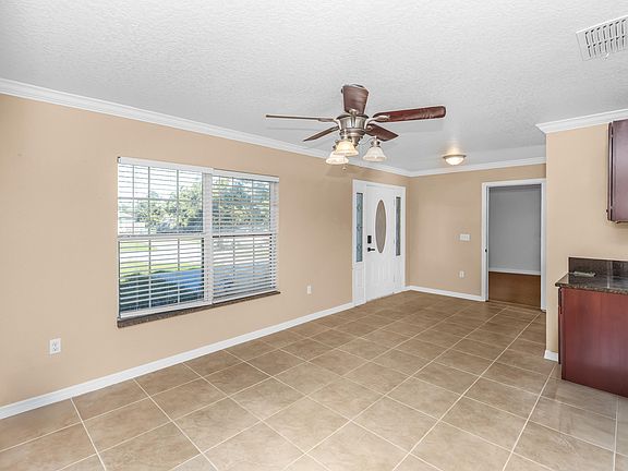 5th image of 3071 Blaine Circle