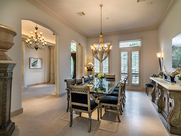 4th image of 2915 Acorn Wood Way