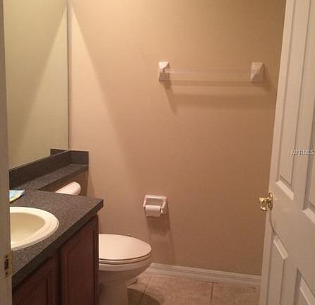 3rd image of 2419 Chatham Place Dr