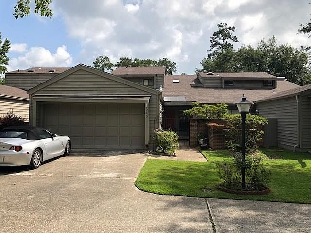 1st image of 583 Beau Chene Dr #250