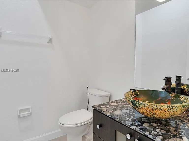 17994 NW 87th Pl — Photo 13