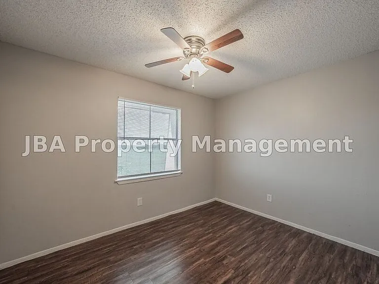 1770 Farleigh Ct #1770F — Photo 19