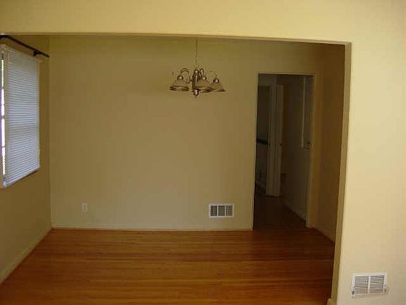 3rd image of 6126 N Evanston Ave