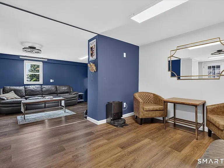 440 Evergreen Ave — Photo 38