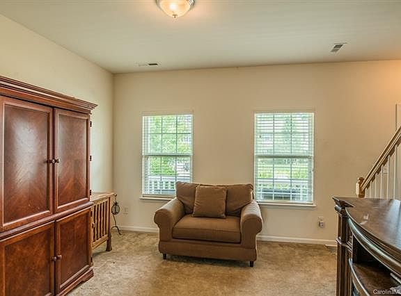 5th image of 10113 Highland Creek Cir
