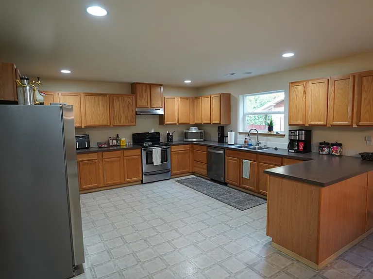 1108 Daffodil Ave NE — Photo 12