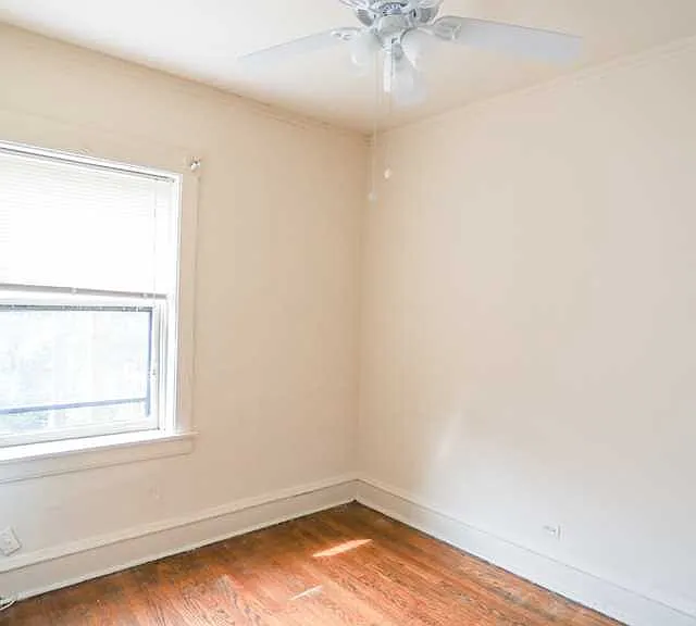 1533 W Cornelia Ave #2 — Photo 8