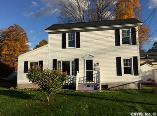 35 Milford St, Hamilton, NY 13346