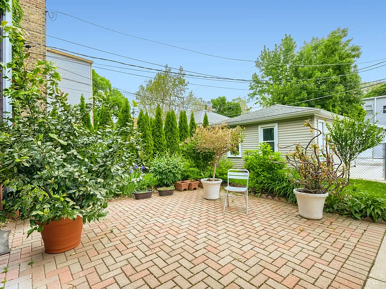 5849 N Maplewood Ave #1 — Photo 26