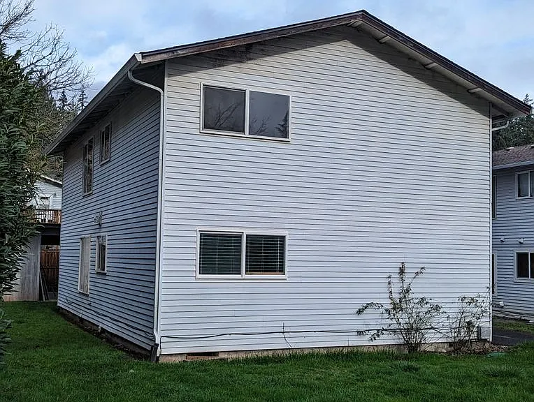613 NW 9th Ave — Photo 10