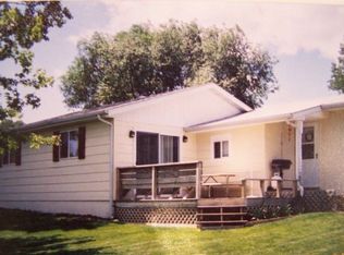 14 Oakwood Shoreline Dr, Bruce, SD 57220