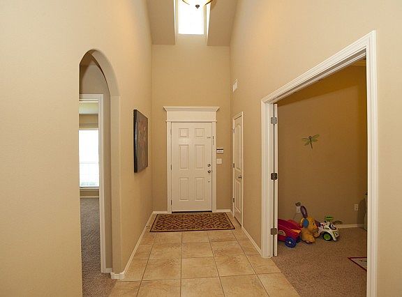 Bright entry way