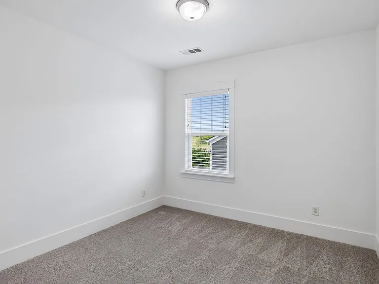 1730 Biscayne Dr — Photo 49