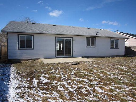 4th image of 2811 E Iowa Ct