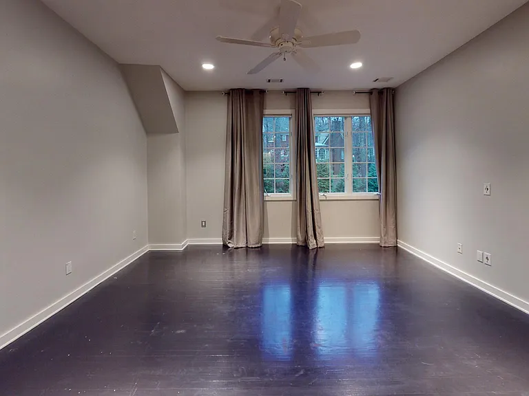 9629 Eagle Ridge Dr — Photo 40