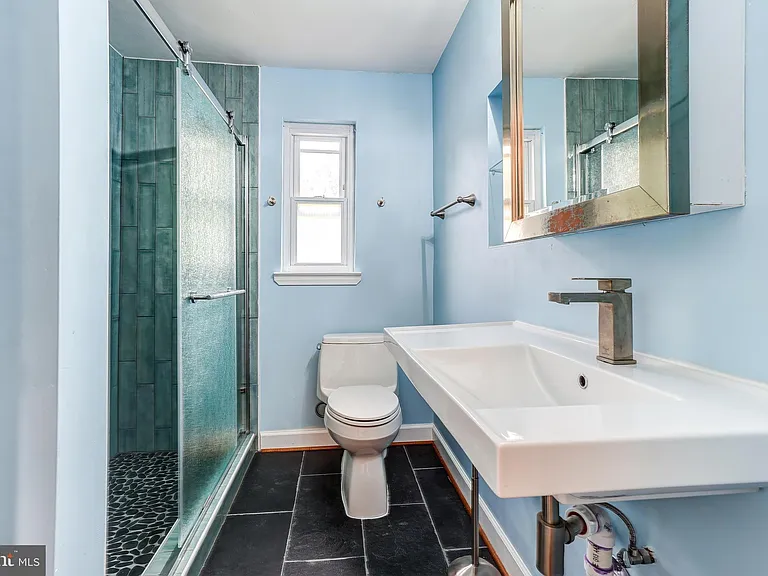 849 S Glebe Rd — Photo 18