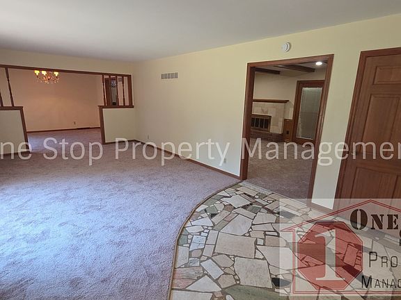 3rd image of 3630 S Hedges Ave
