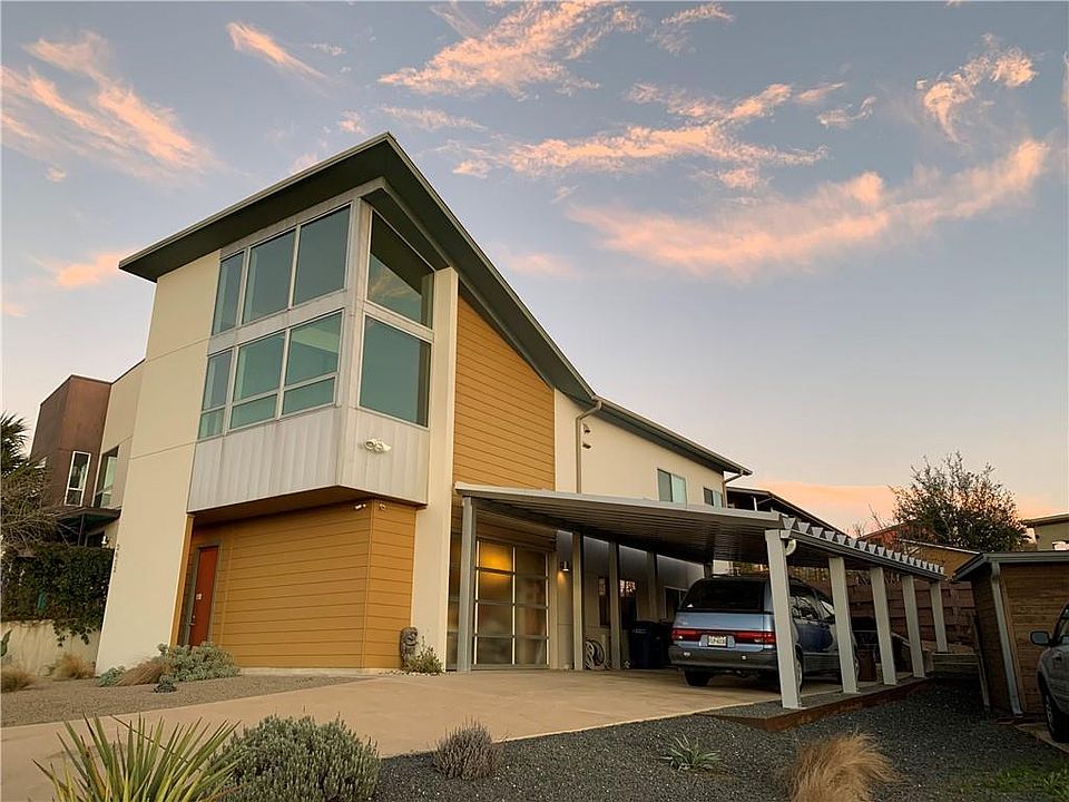 2nd image of 5413 Agatha Cir