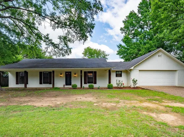 21 Covewood Dr, Conway, AR 72034
