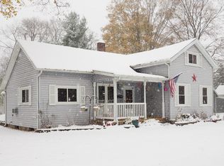 365 W 4th St, Constantine, MI 49042