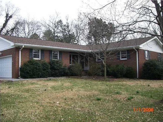 1st image of 3650 Hillside Dr NE #1