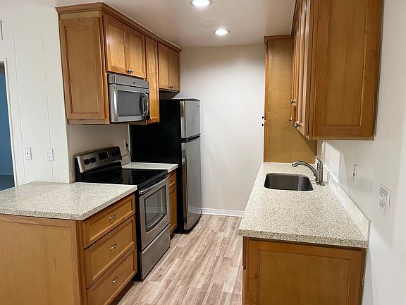 5th image of 576 N Bellflower Blvd Unit 215
