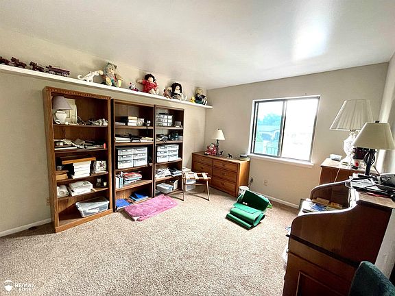 5th image of 2466 Hanaland Dr
