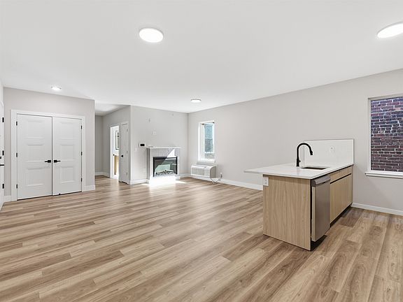 3rd image of 304 61st St #3B