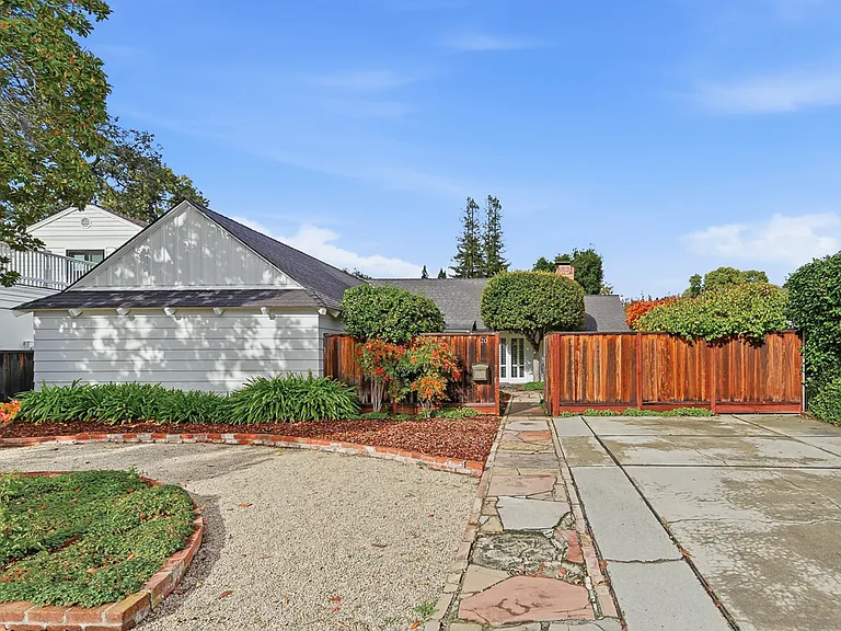 20 Kent Pl — Photo 84