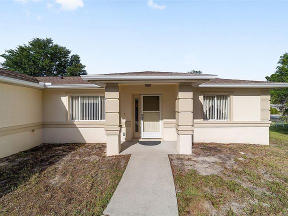 5th image of 10470 SW 61st Terrace Rd