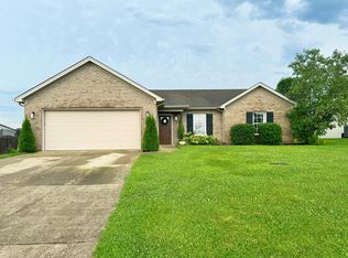 12018 Columbus Mann Rd, Sellersburg, IN 47172