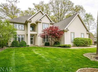 19428 Briar Dr, Bloomington, IL 61705