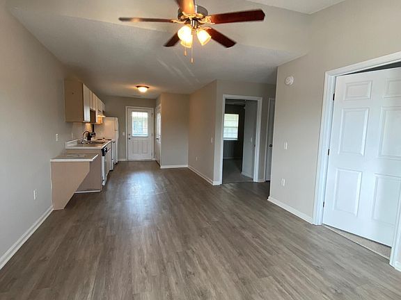 3rd image of 125 Wheeless Cir
