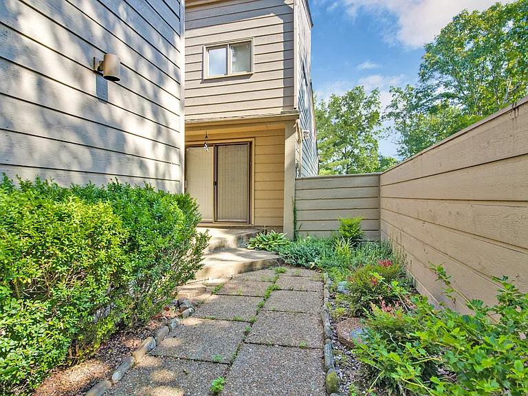 512 Druid Lndg — Photo 8