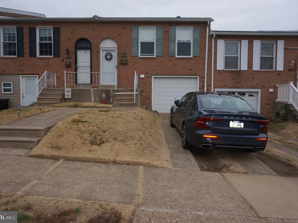 221 Goodford Rd, Philadelphia, PA 19154