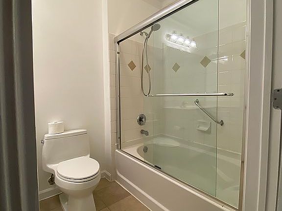 5th image of 1850 Cotillion Dr Unit 2219